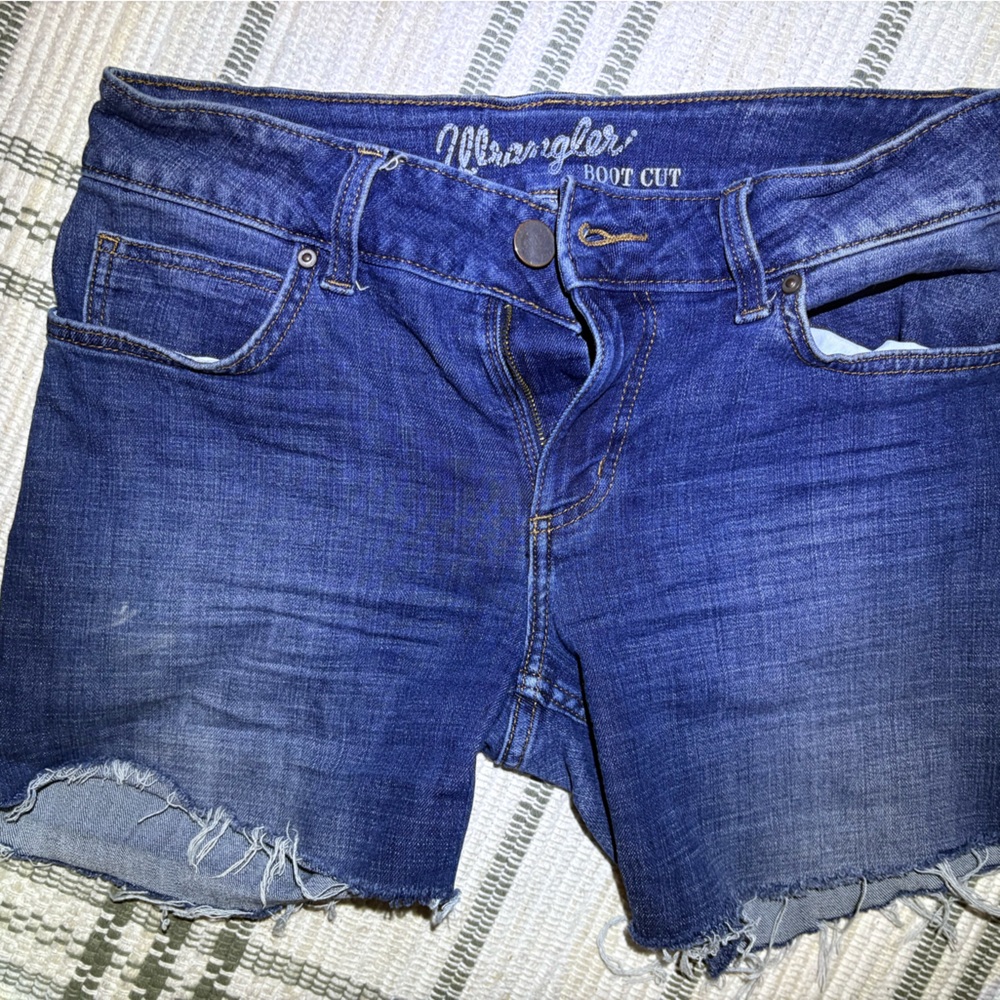 Wrangler Blue Denim Frayed  Shorts love cut offs